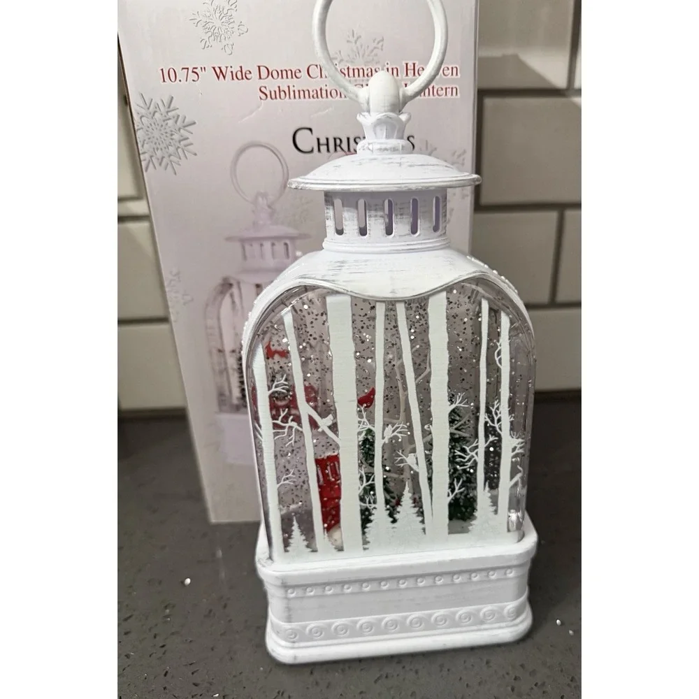 NEW White Lighted Water SNow Globe Lantern Cardinals LED Christmas Holiday Decor
